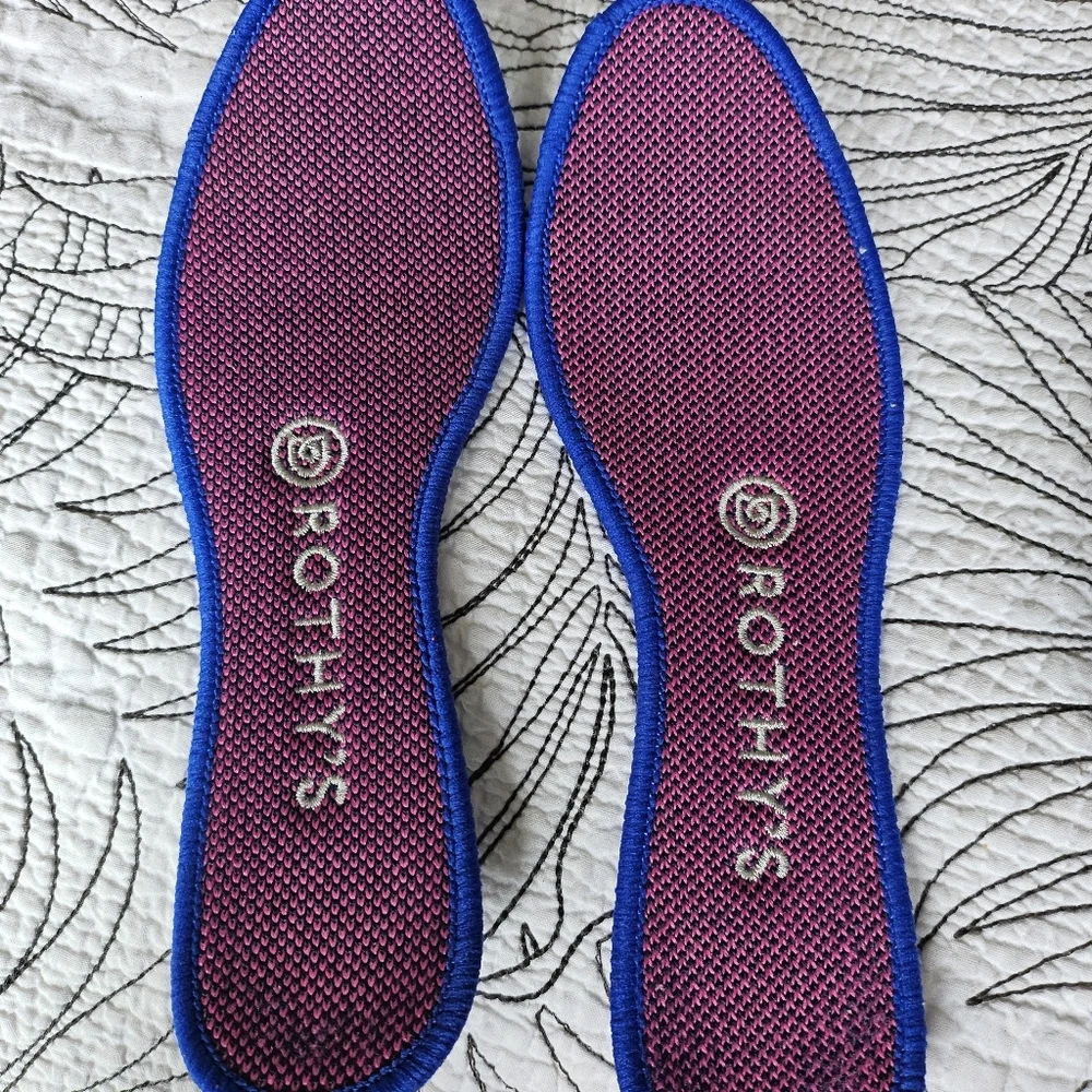 EUC RETIRED Rothy’s The Loafer Snake Fuschia Navy Women 6.5